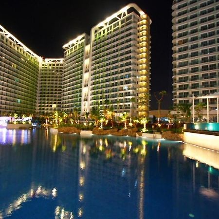 Azure Urban Resort A4 Near Airport Mall With Wavepool Paranaque City Ngoại thất bức ảnh